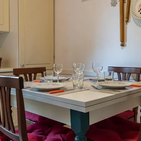 Apartment Boninsegna 1 *