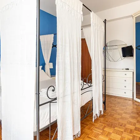 Apartment Boninsegna 1 *