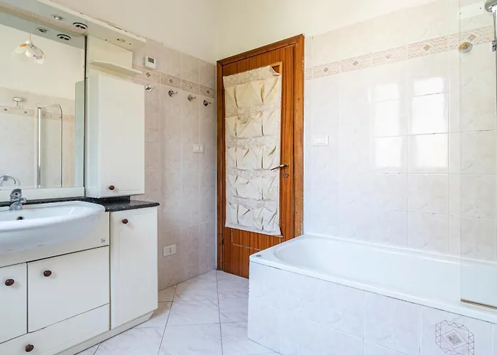 Boninsegna 1 아파트 *